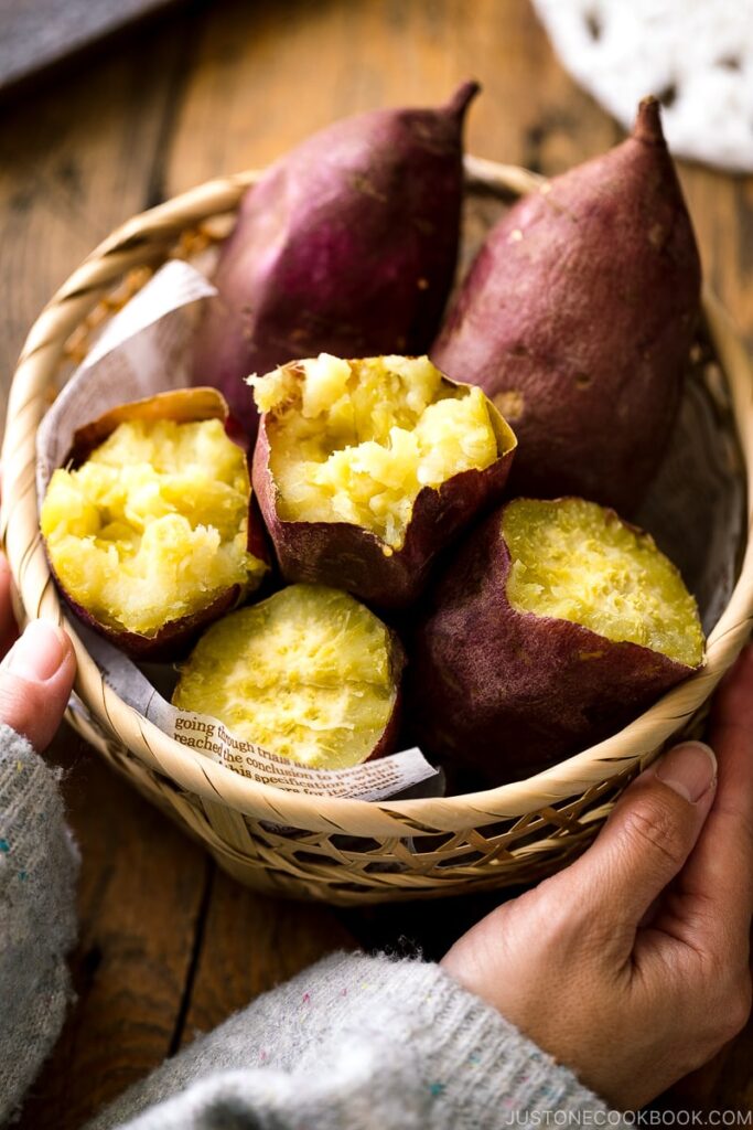 Baked Sweet Potato (Yaki Imo)